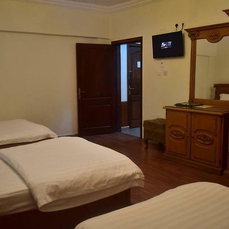 Genac Hotel Янбу Екстер'єр фото
