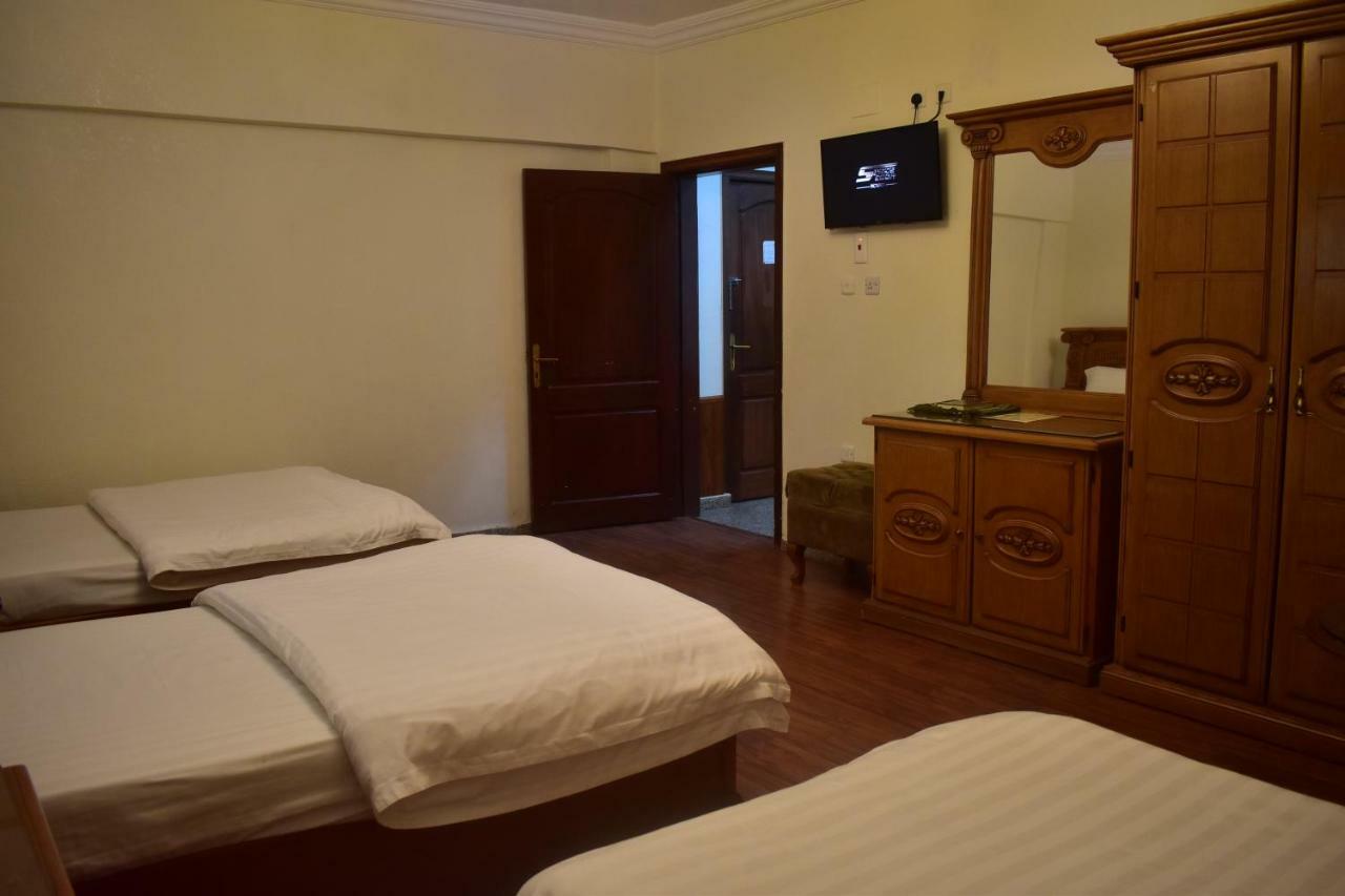 Genac Hotel Янбу Екстер'єр фото